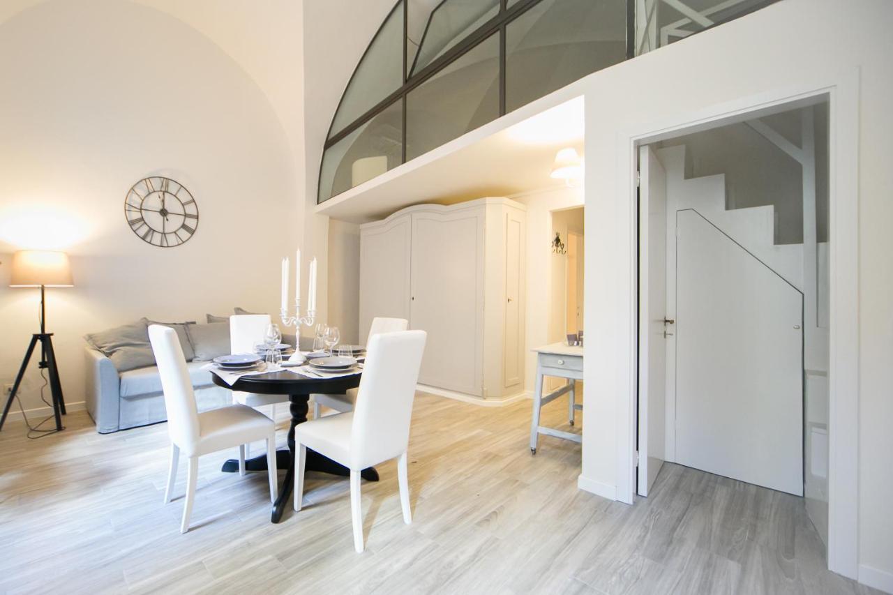 Cynthia'S Garden - Apartment With Private Garden In Santa Croce فلورنس المظهر الخارجي الصورة