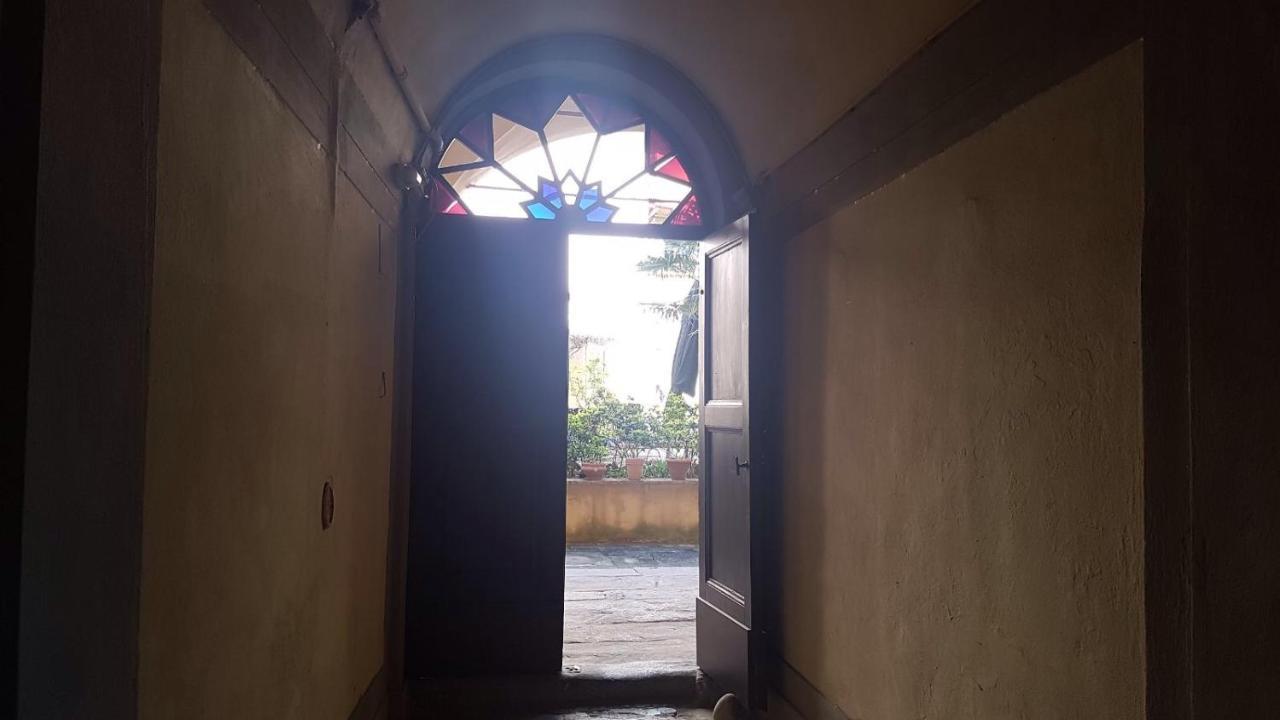 Cynthia'S Garden - Apartment With Private Garden In Santa Croce فلورنس المظهر الخارجي الصورة