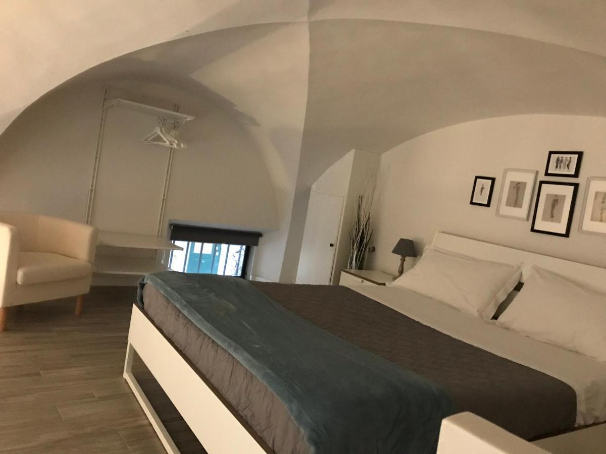 Cynthia'S Garden - Apartment With Private Garden In Santa Croce فلورنس المظهر الخارجي الصورة