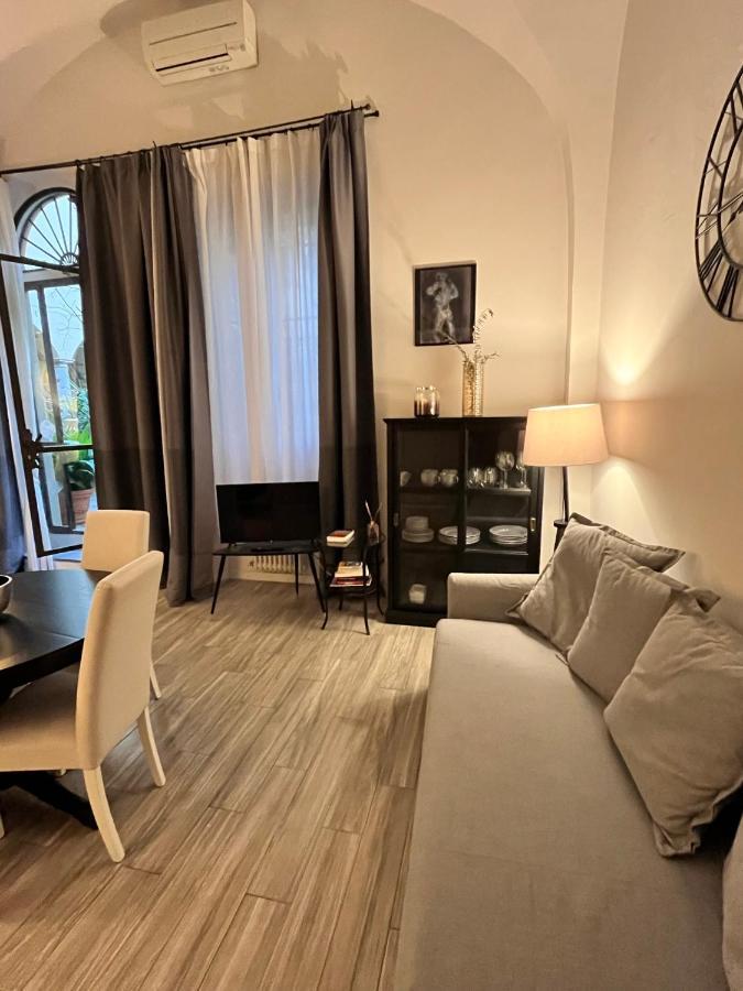 Cynthia'S Garden - Apartment With Private Garden In Santa Croce فلورنس المظهر الخارجي الصورة